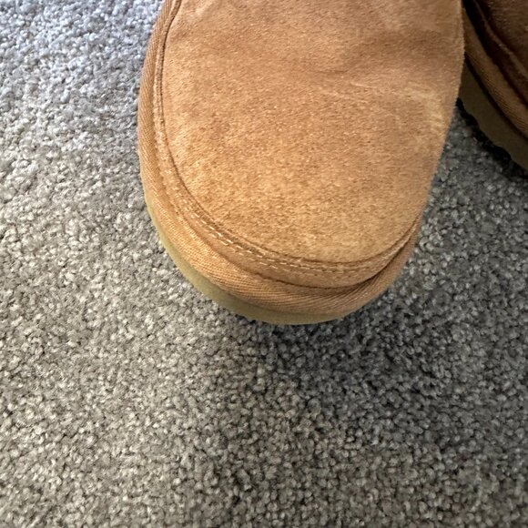 Uggs Size Women's 11 - Picture 3 of 6